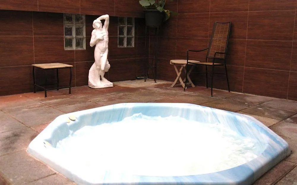 פלמה דה מיורקה Hotel Aries 0*, פלמה דה מיורקה ספרד